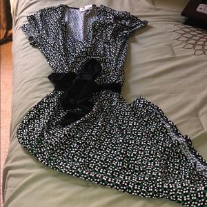 Work appropriate dress